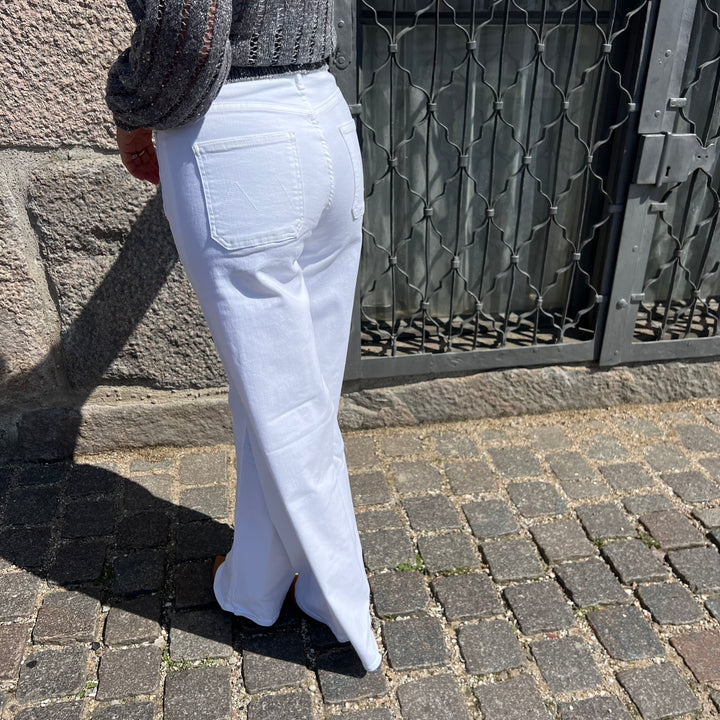 MOTHER PATCH POCKET JEANS