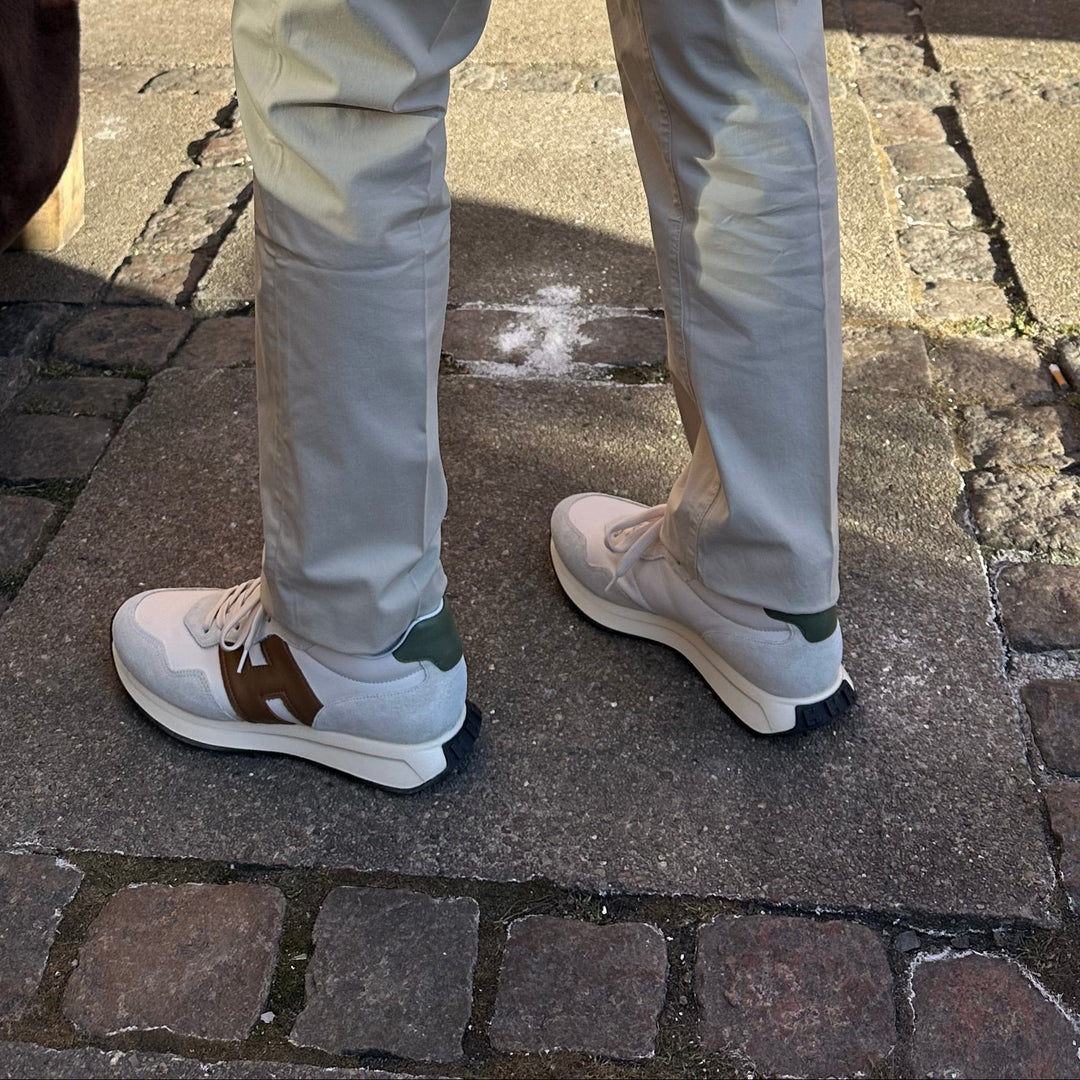 HOGAN SNEAKERS