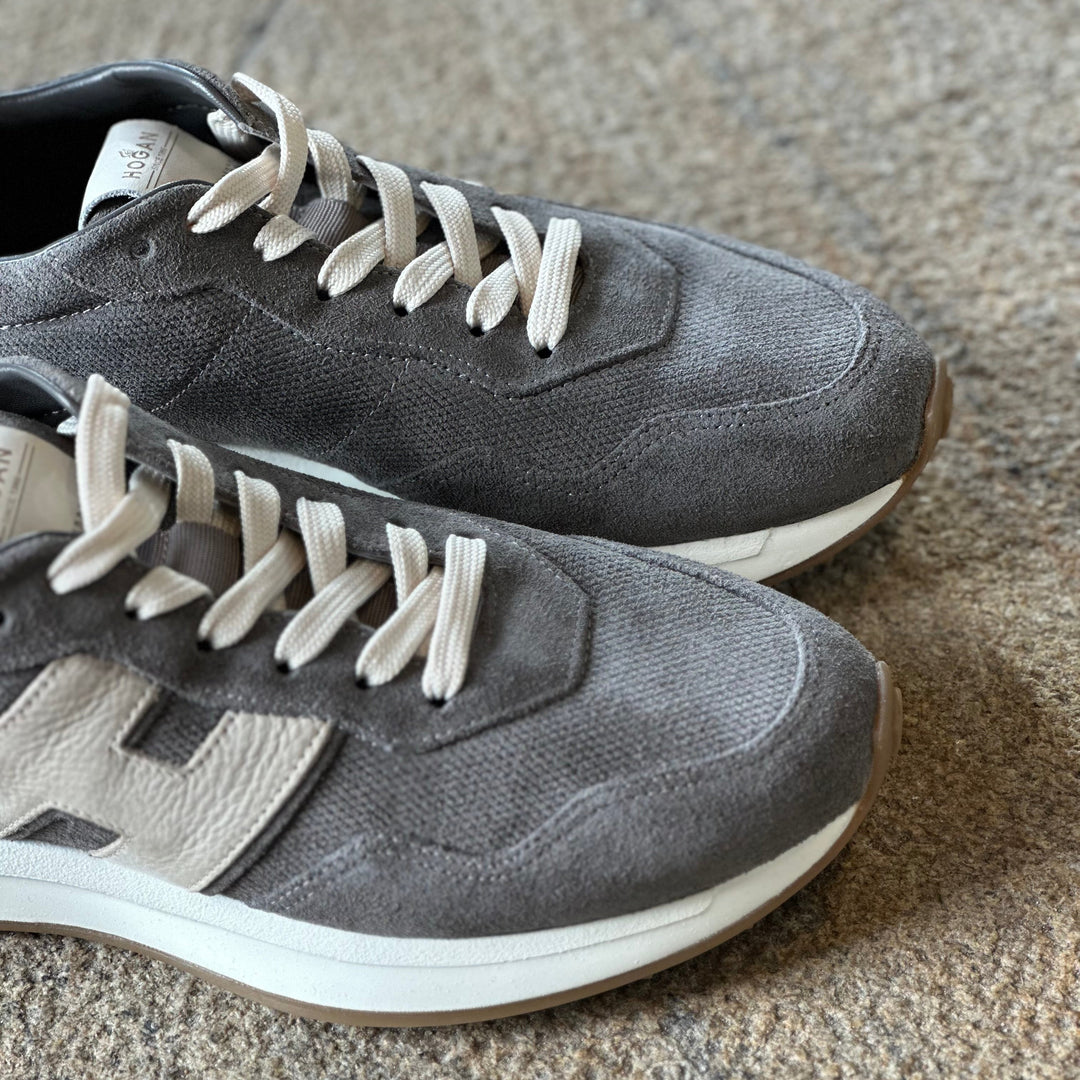HOGAN SNEAKERS