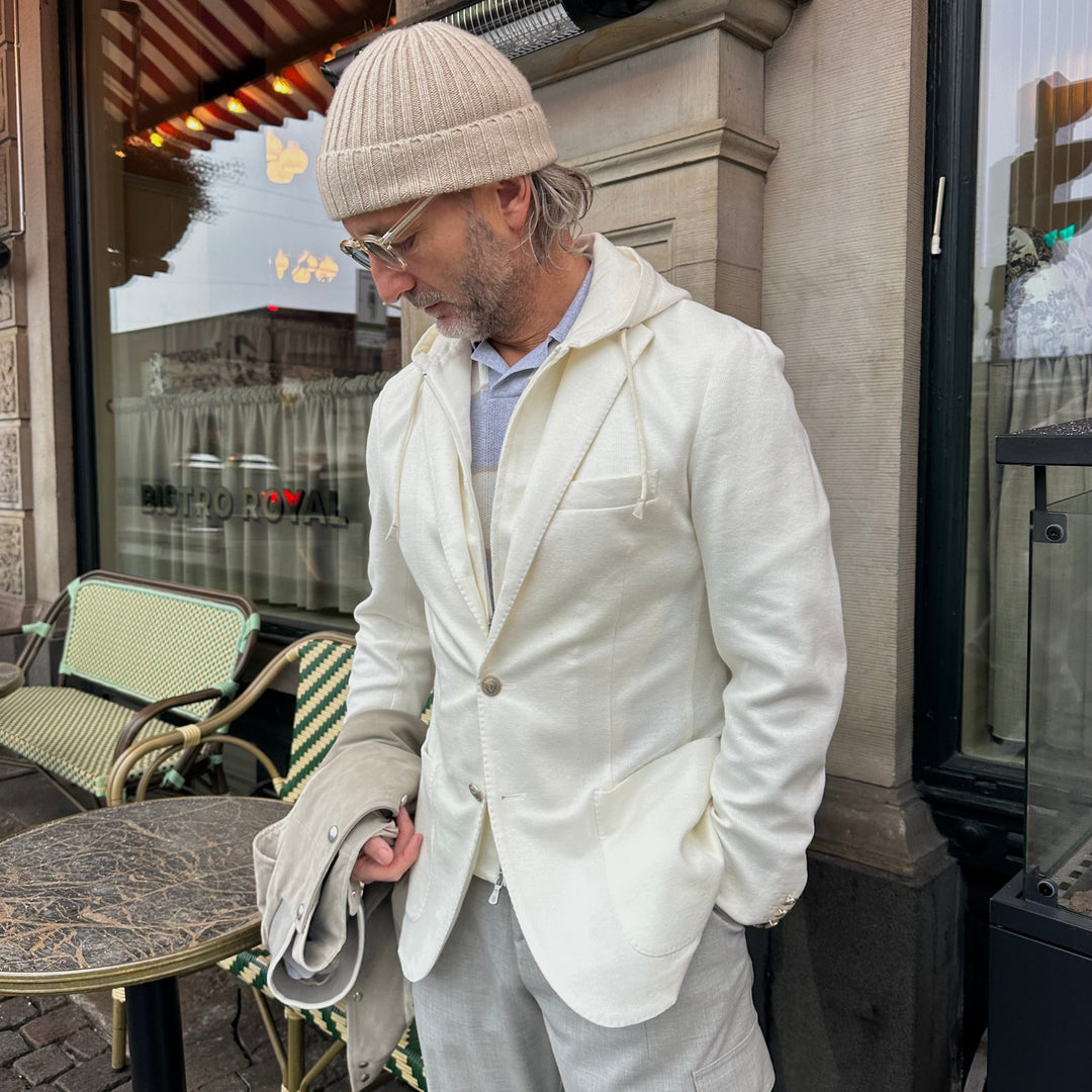 ELEVENTY JAKKE MED HÆTTE