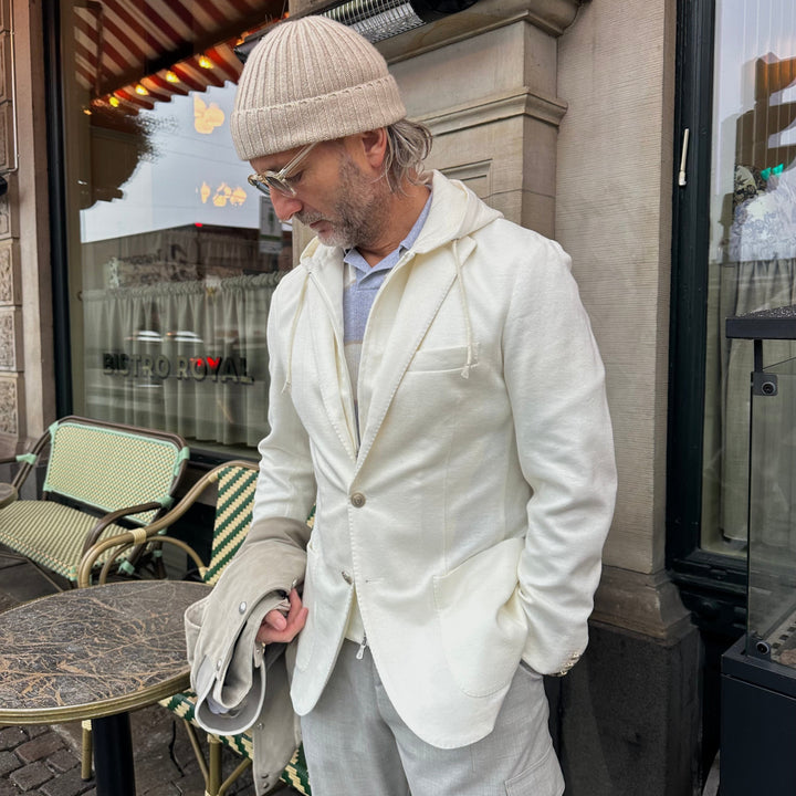 ELEVENTY JAKKE MED HÆTTE