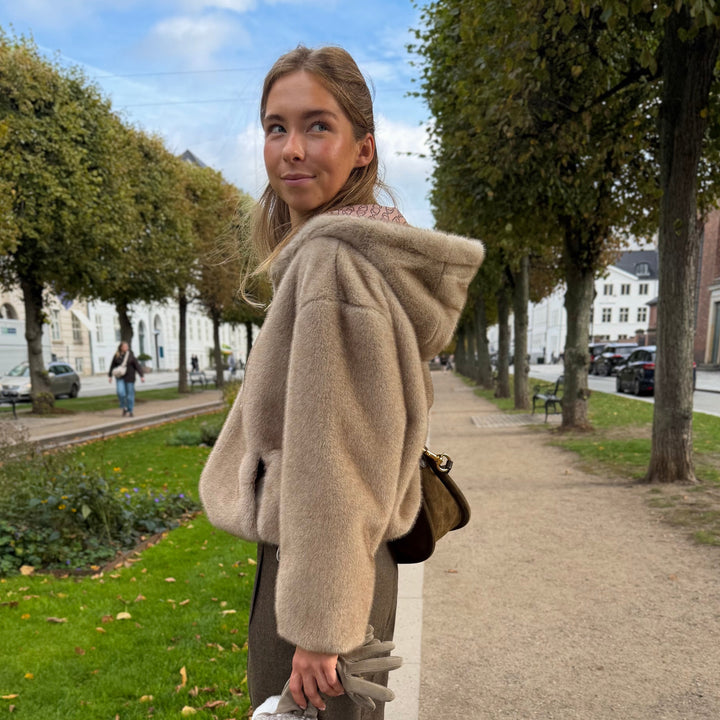 HERNO HOODED FAUX FUR
