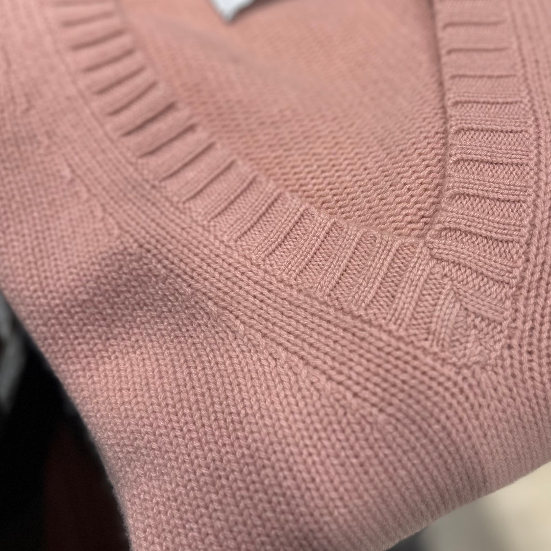 FTC LØSTSIDDENDE V-HALS