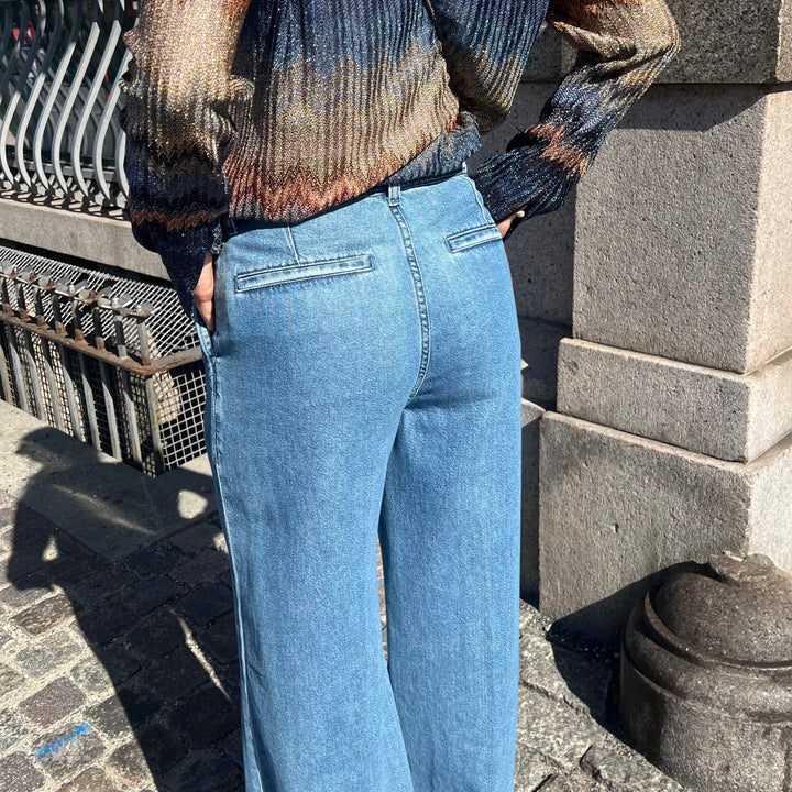 7FORALLMANKIND HILO JEANS