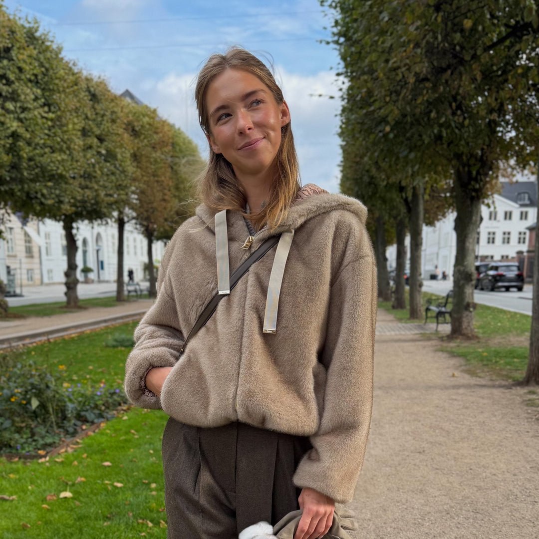 HERNO HOODED FAUX FUR