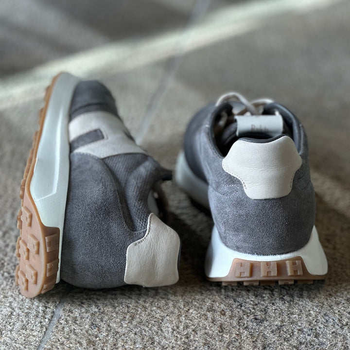 HOGAN SNEAKERS