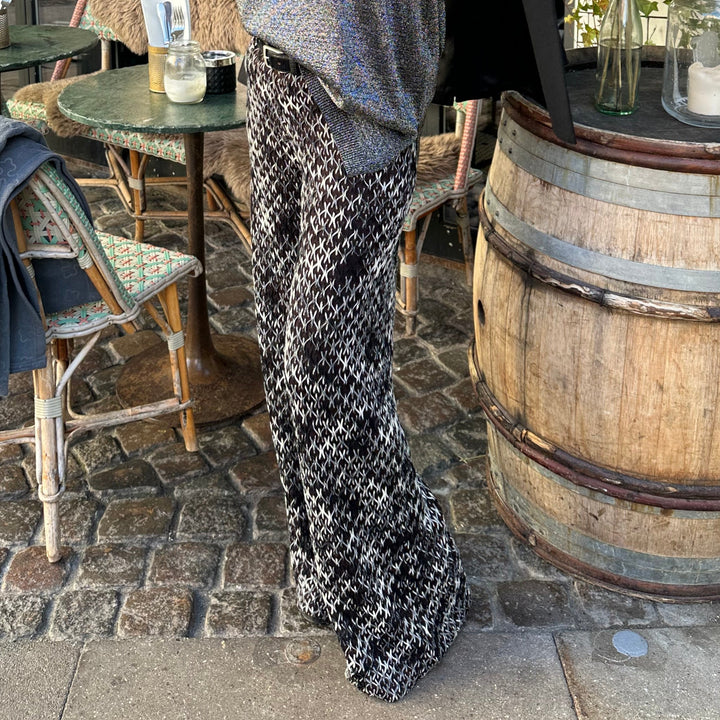 MISSONI FLAME LACE BUKS