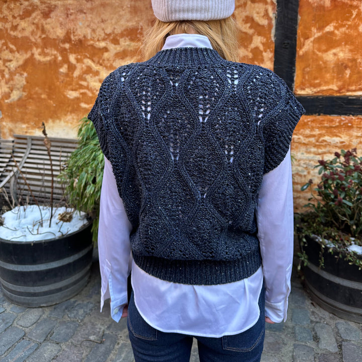 ELEVENTY V-HALS VEST