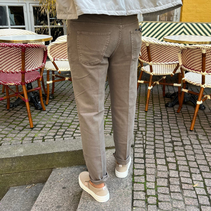 JACOB COHËN SLIM CARROT JEANS