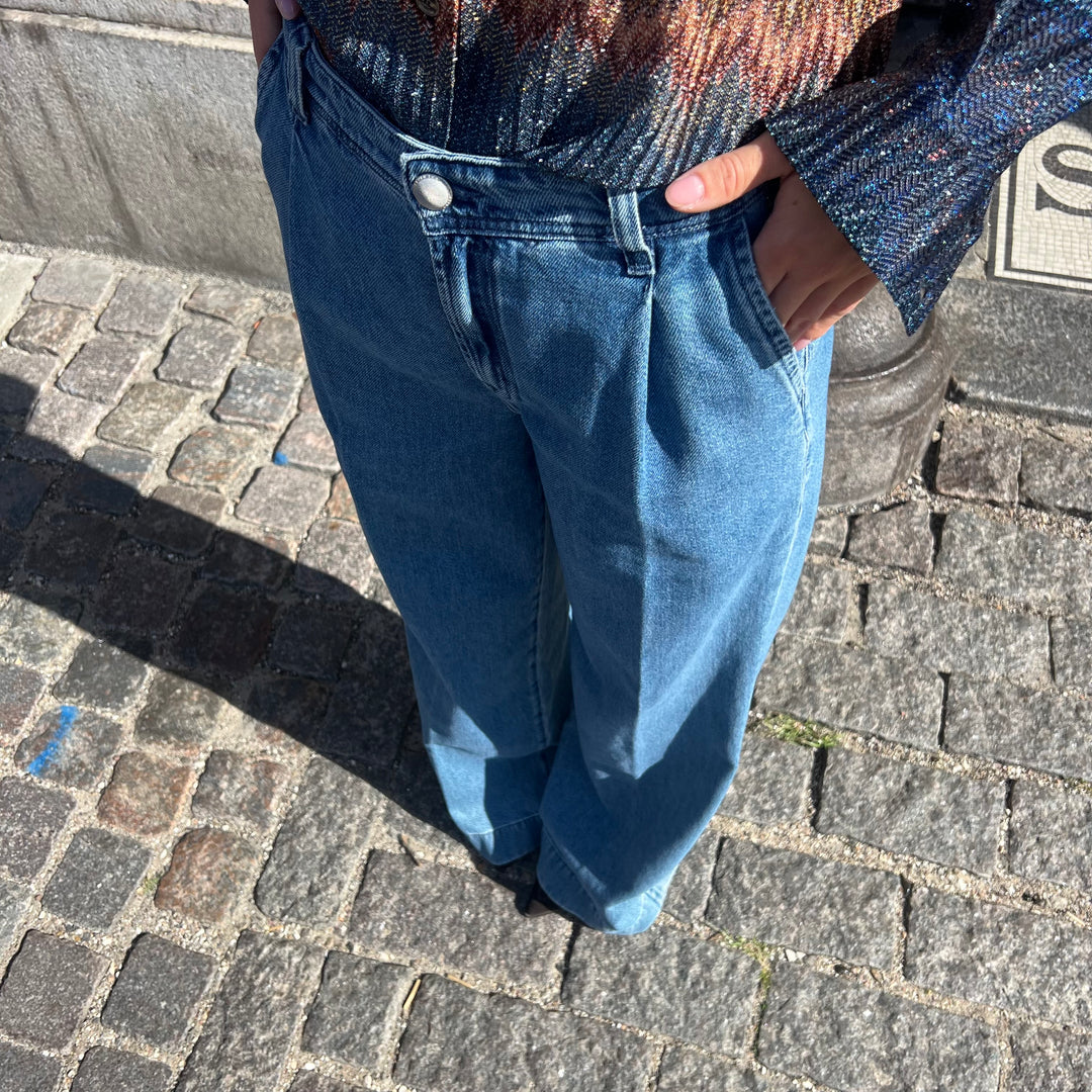 7FORALLMANKIND HILO JEANS