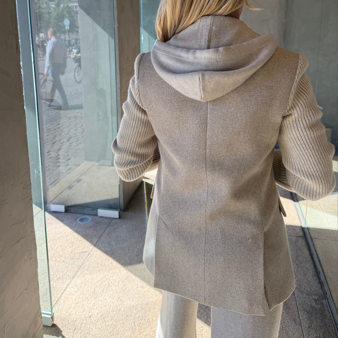 ELEVENTY BLAZER MED HÆTTE