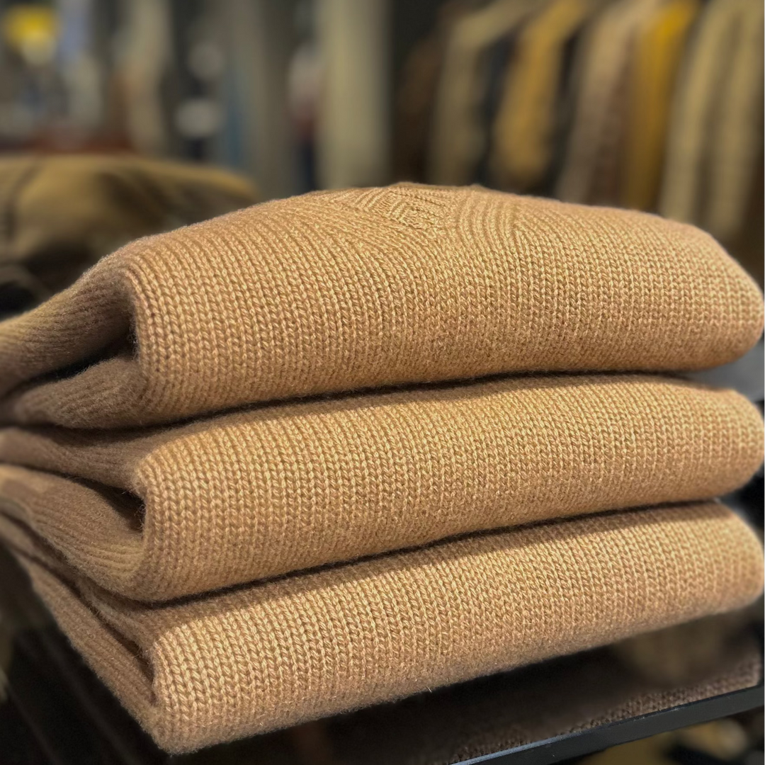 FTC LØSTSIDDENDE V-HALS