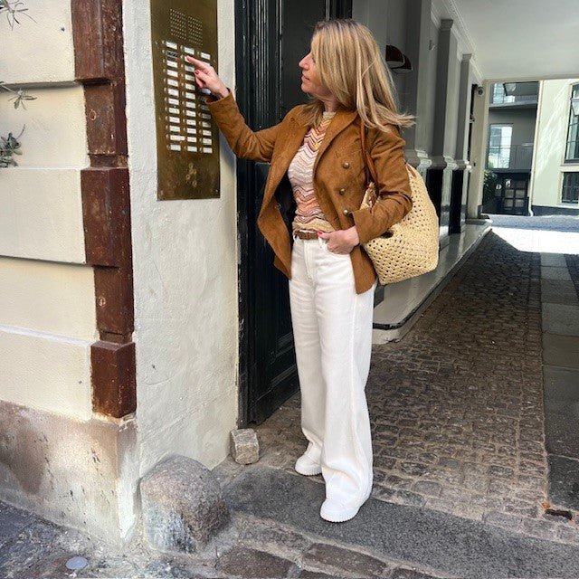 TAGLIATORE LIZZIE RUSKINDS BLAZER